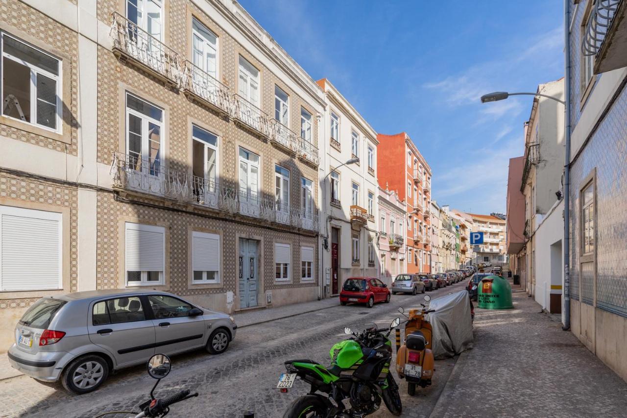 Akicity Campolide Selected Apartment Lisbon Exterior photo